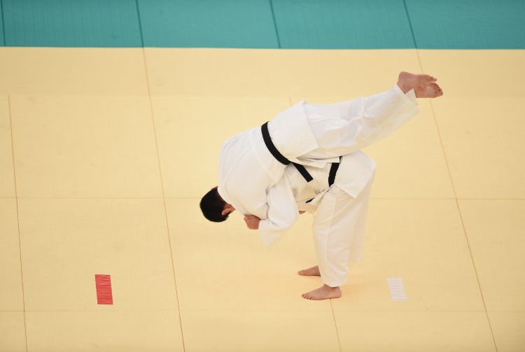 Shams：若雄鹿继续下滑 字母哥与球队间的交易讨论将会升级